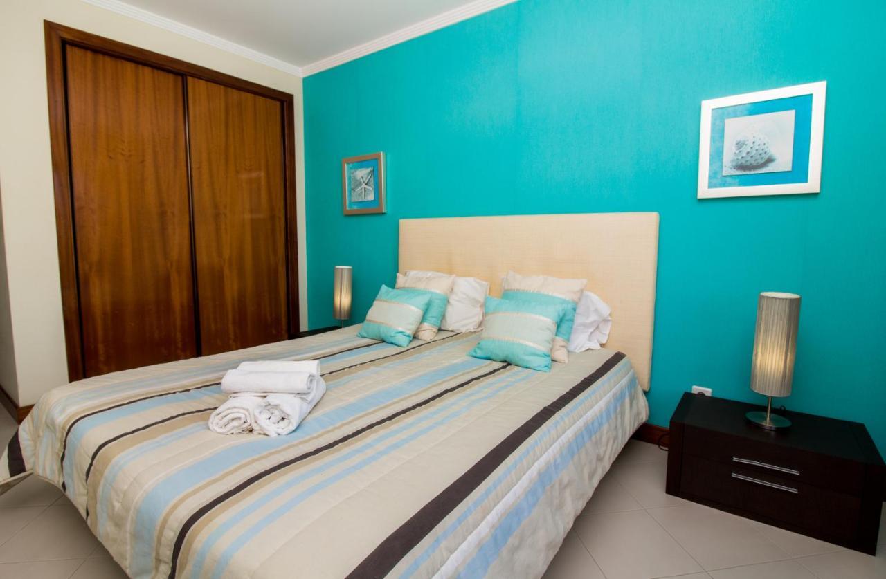 Family Apartment - Pool And Garden & Playground & Beach & Albufeira Buitenkant foto