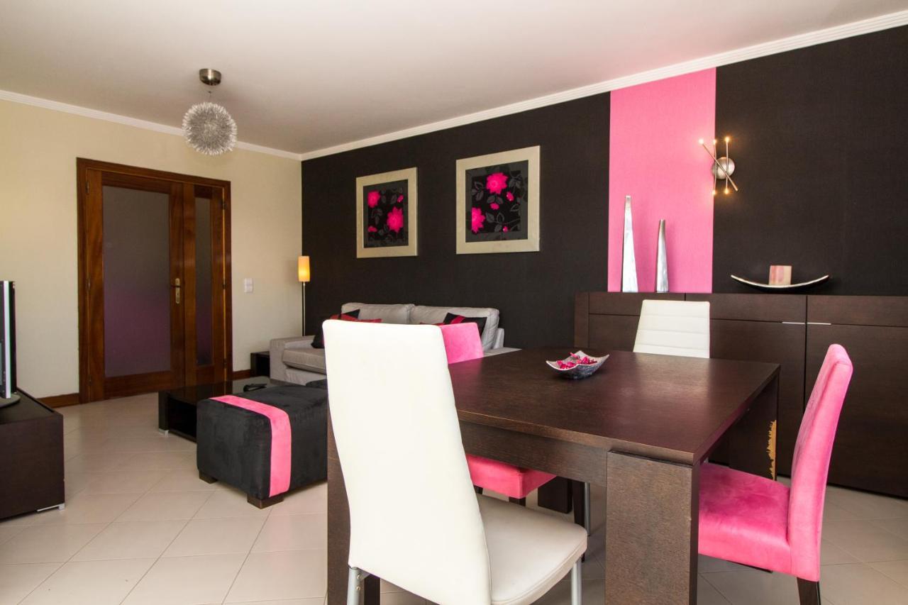 Family Apartment - Pool And Garden & Playground & Beach & Albufeira Buitenkant foto