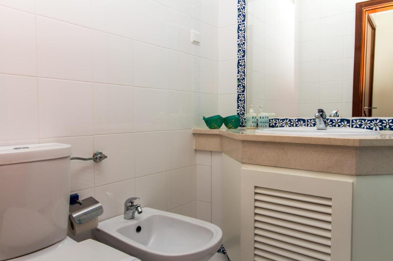 Family Apartment - Pool And Garden & Playground & Beach & Albufeira Buitenkant foto